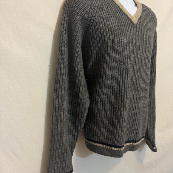 B-273 Men’s Abercrombie & Fitch Gray &‎ Cream Lambswool Blend Sweater Size XL - Picture 5 of 13
